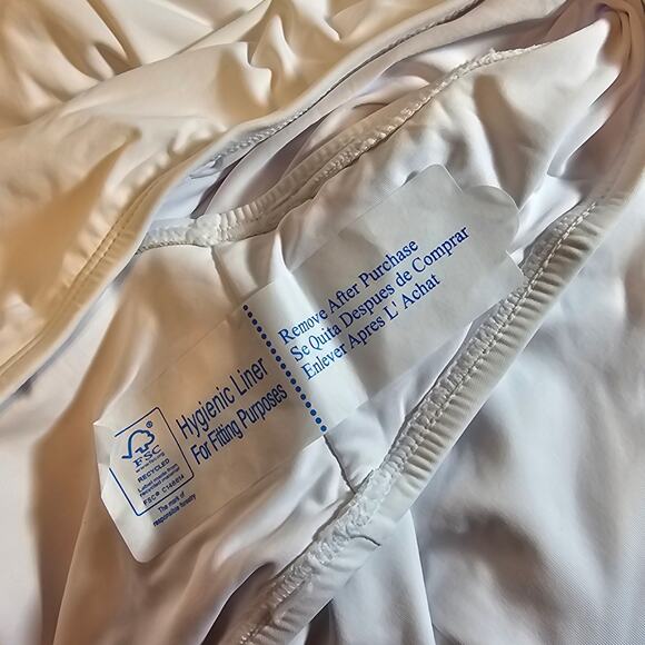 Andie Swim Womans size XXL Nantucket One Piece Swimsuit White One Shoulder NEW - Picture 5 of 8